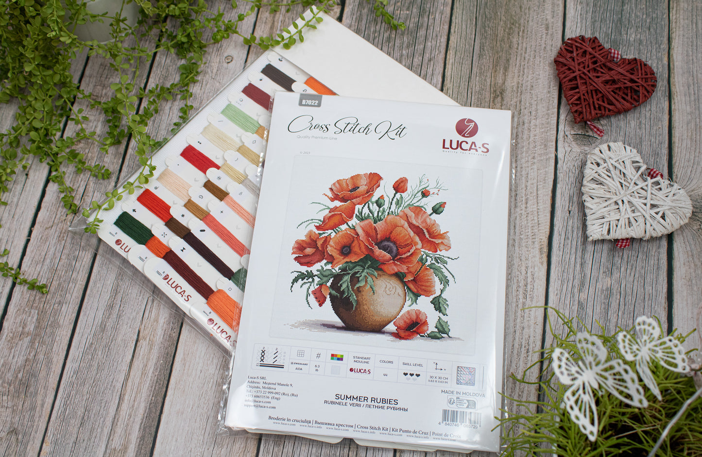 Cross Stitch Kit Luca-S - Summer Rubies, B7022