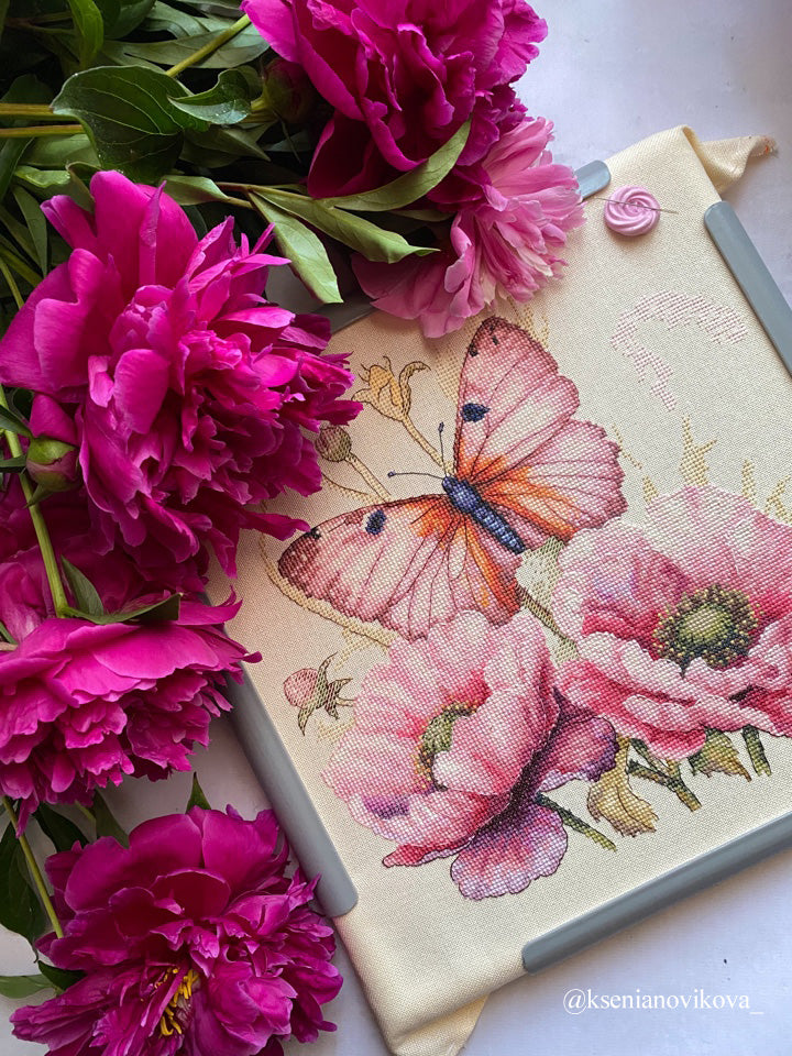 Cross Stitch Kit Luca-S -Dream Nature, B7032