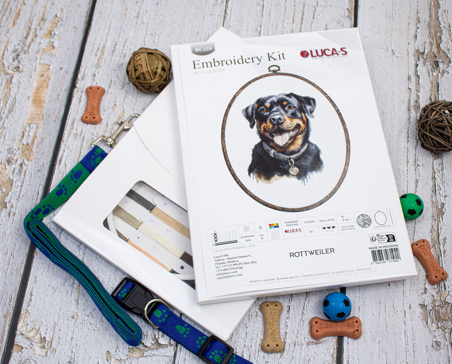 Cross Stitch Kit with Hoop Included Luca-S - Rottweiler, BC229