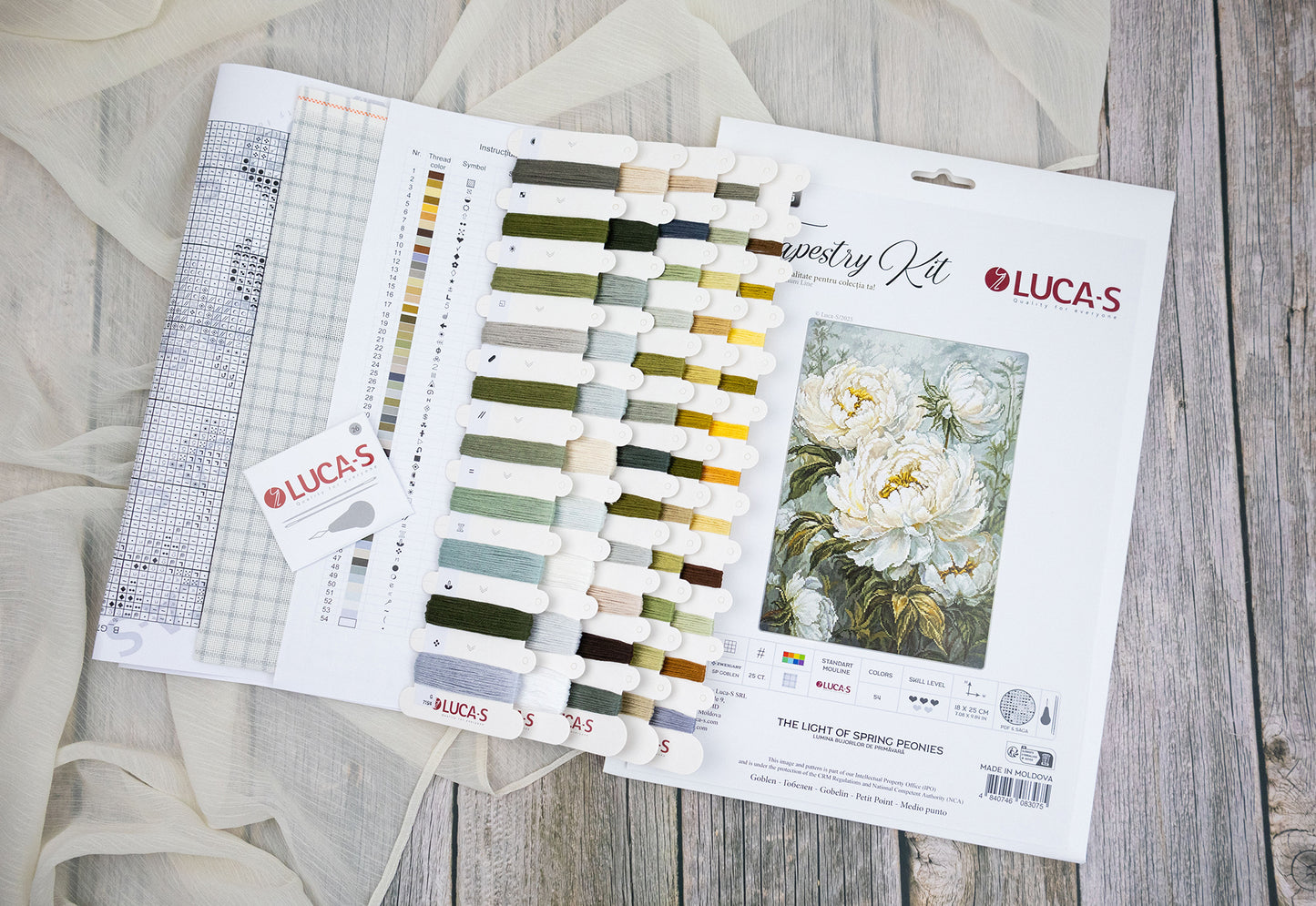 Petit Point Kit Luca-S GOLD - The Light of Spring Peonies, G715