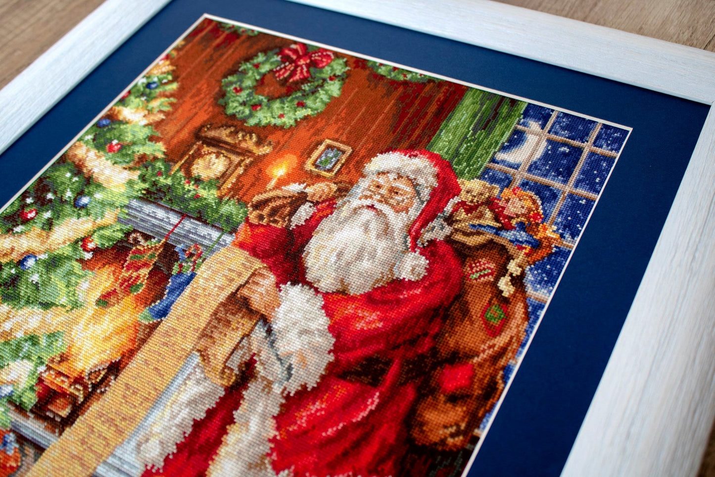 Cross Stitch Kit Luca-S - Santa's List, B578