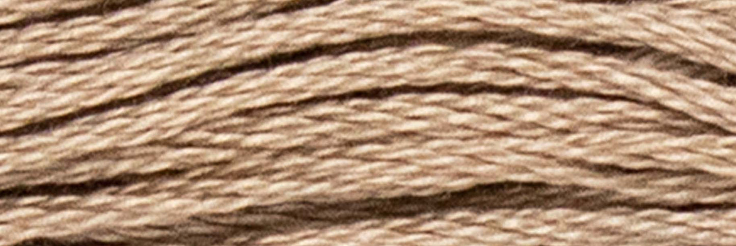 Box of 12 Stranded Cotton Luca-S - 471 / DMC 841 / Anchor 1082