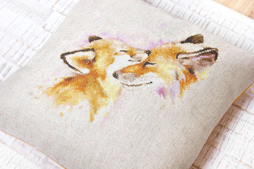 Pillow Kit - Cross Stitch - Foxes, PB163