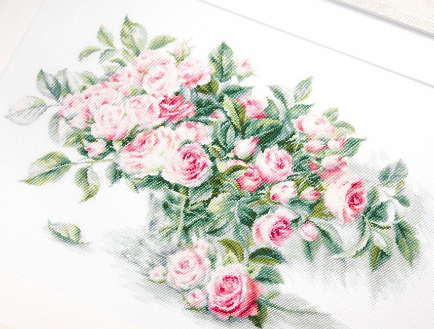 Cross Stitch Kit - Bouquet of Pink Roses, B2286