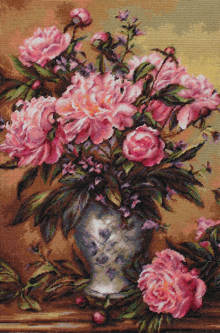 Petit Point Kit Luca-S - Peonies Vase G543