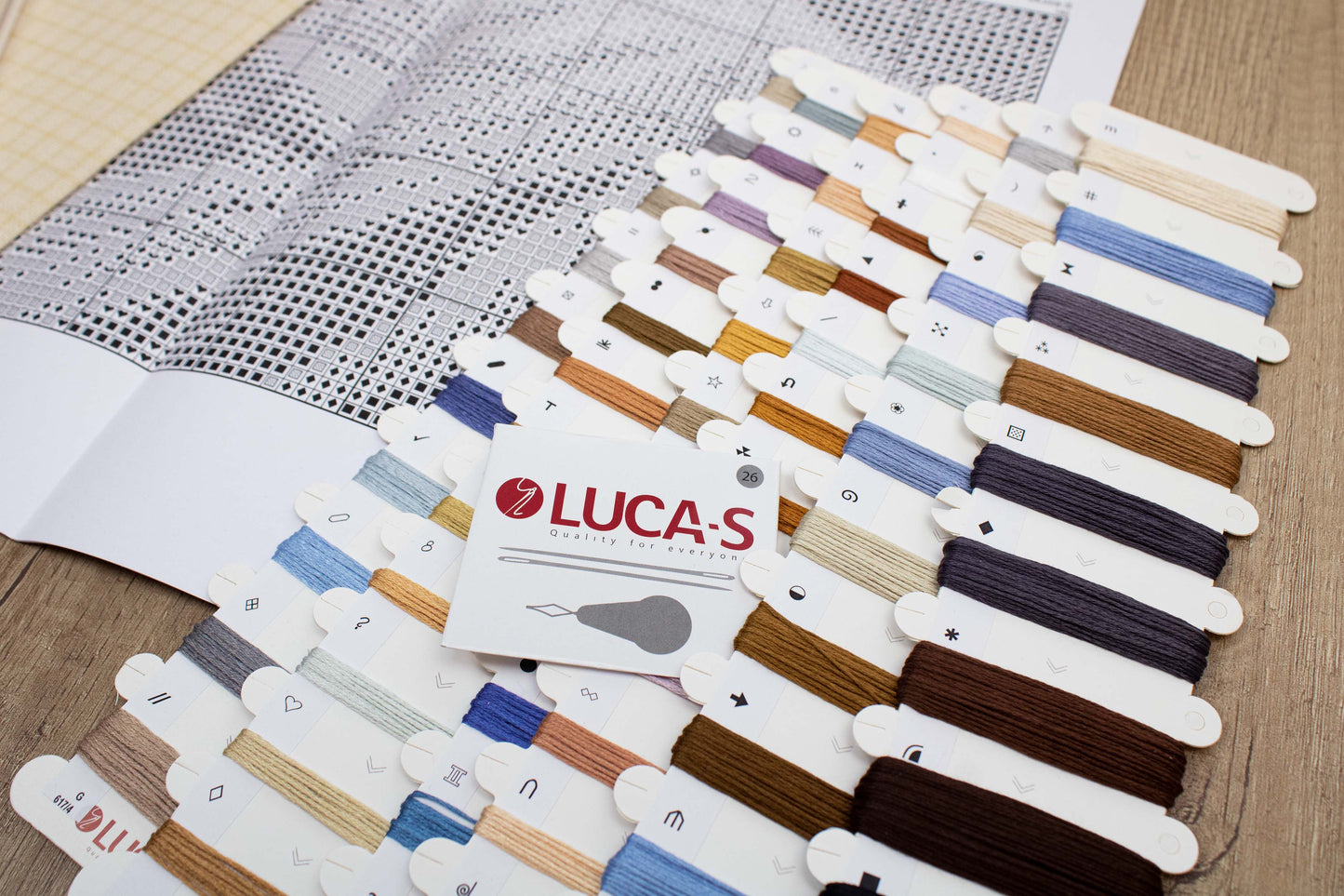 Набор Petit Point Luca-S - Святая Мария и младенец, коллекция GOLD, G617