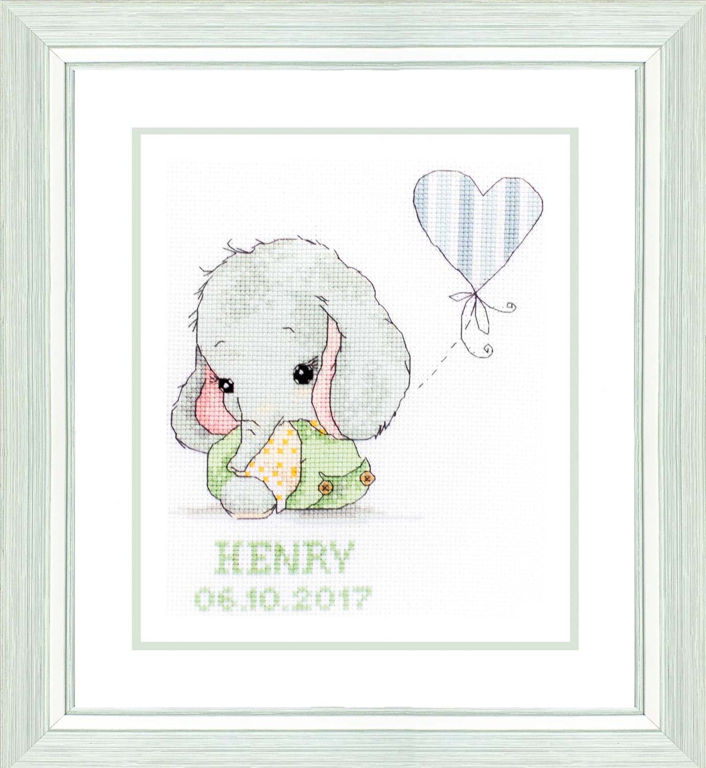 Cross Stitch Kit with Frame Included - Luca-S, R05