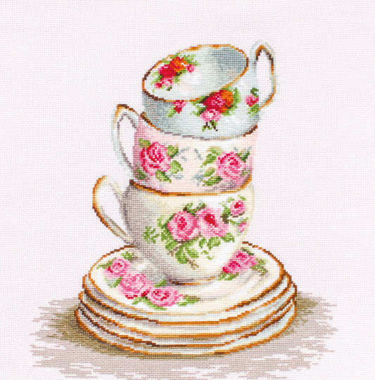 Cross Stitch Kit Luca-S - B2323, 3 Stacked Tea Cups