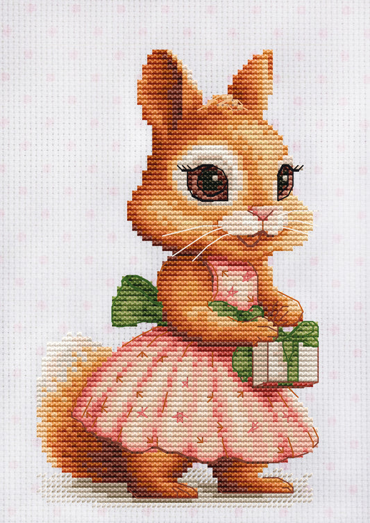 Cross Stitch Kit Luca-S - The Squirrel's Gift, B1414