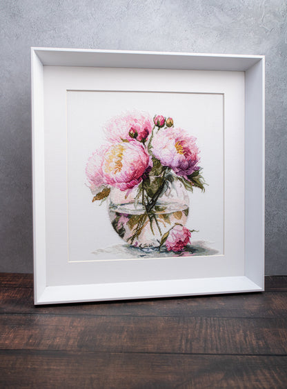 Cross Stitch Kit Luca-S - Bouquet of Peonies, B7028