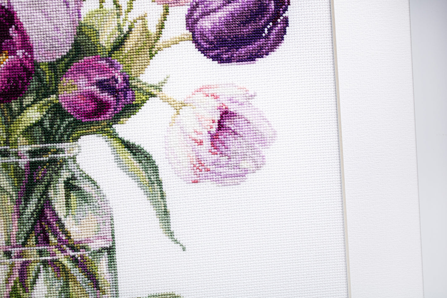 Cross Stitch Kit Luca-S - Bouquet of Tulips, B7029