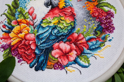 Cross Stitch Kit with Hoop Included Luca-S - The Tropical Parrot, BC201