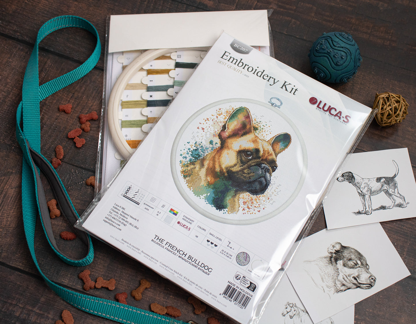 Cross Stitch Kit with Hoop Included Luca-S - The French Bulldog, BC207