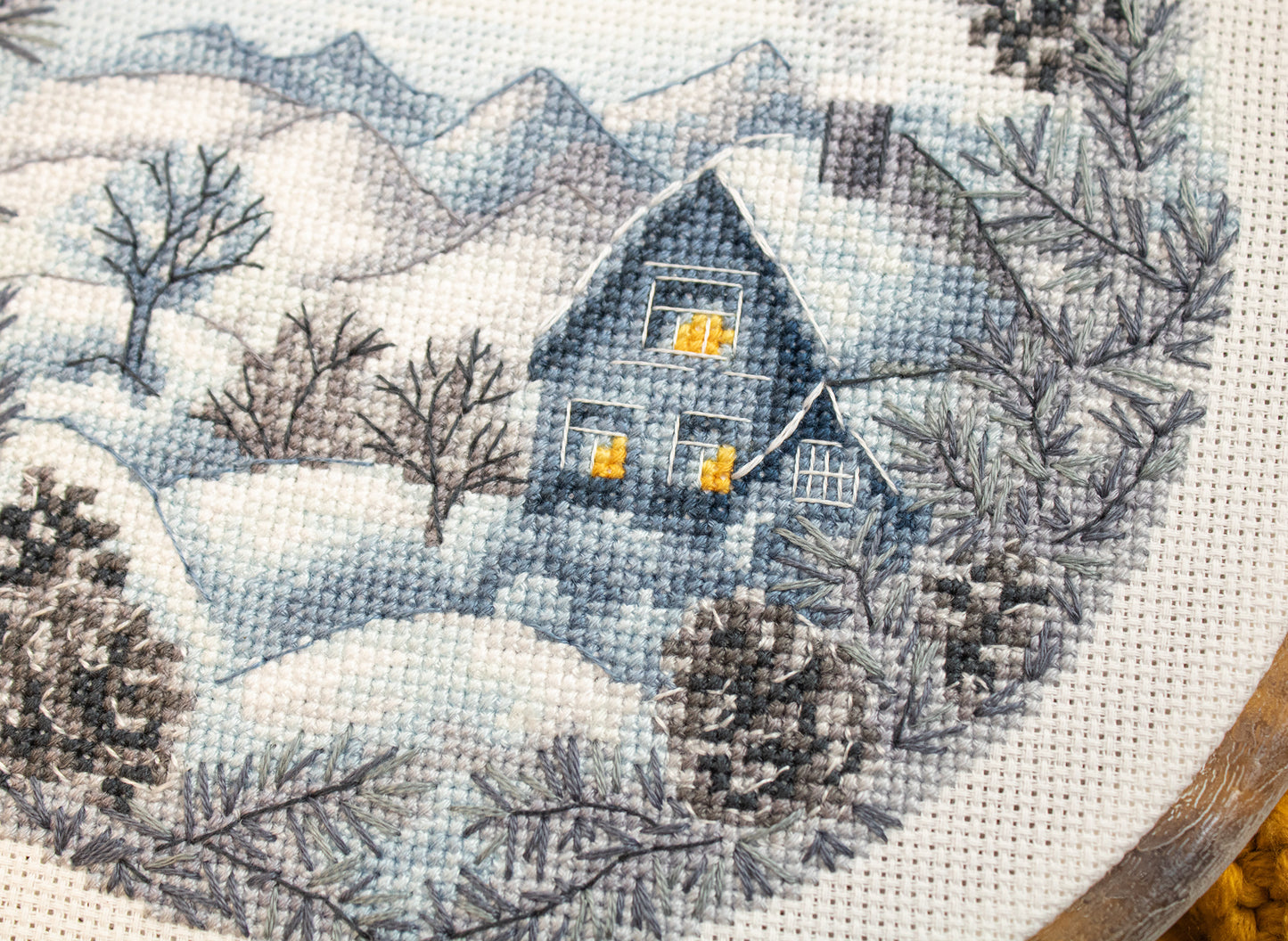 Cross Stitch Kit with Hoop Included Luca-S - The Winter, BC218