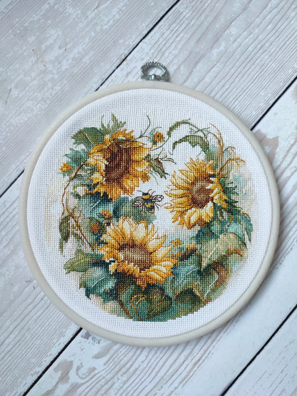 Cross Stitch Kit with Hoop Included Luca-S - Sunflower, BC202