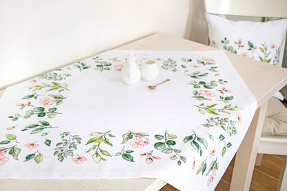 Table Topper - Cross Stitch Kit Table Cloth, FM018
