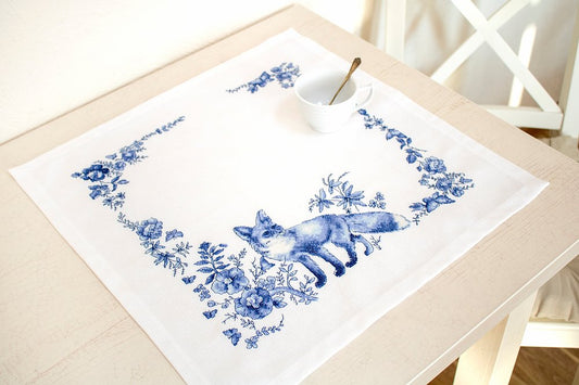 Table Topper - Cross Stitch Kit Table Cloth, FM023