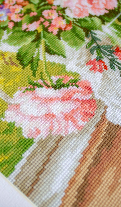 Cross Stitch Kit Luca-S - Roses and Delphiniums, BU4016
