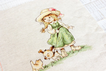 Набор для вышивки крестом Luca-S - Девочка со щенком и котенком, B1104