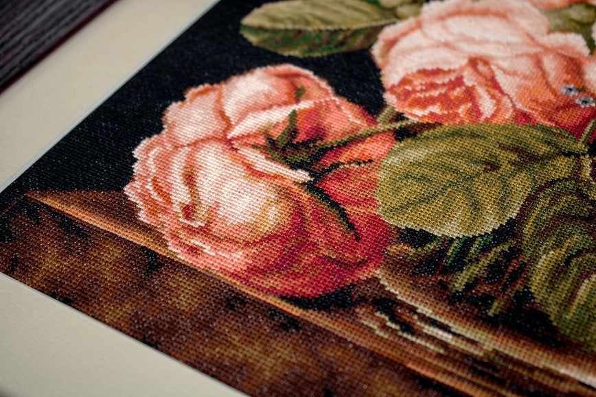 Cross Stitch Kit Luca-S - Vase of Roses, B488