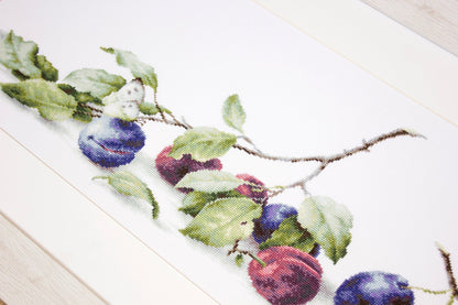 Cross Stitch Kit Luca-S - Plums, B2257