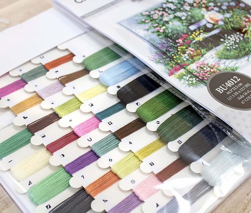 Cross Stitch Kit Luca-S - Blooming Garden, BU4012