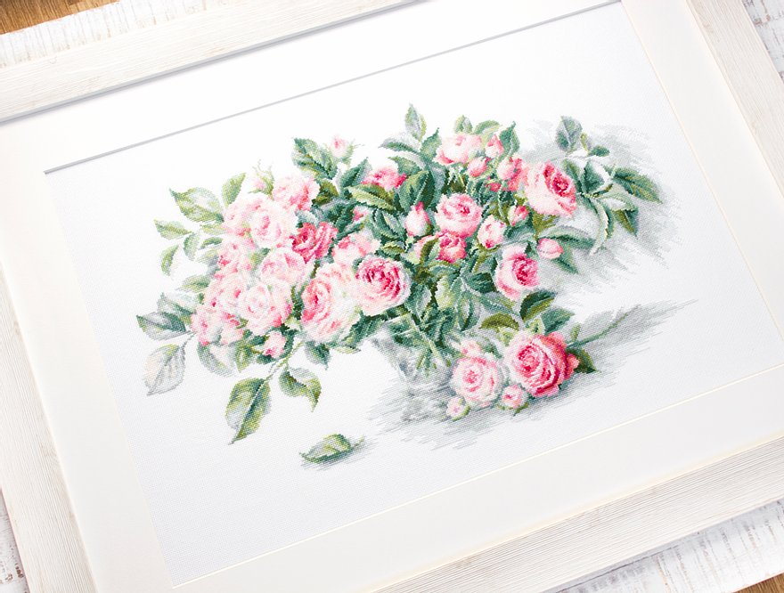Cross Stitch Kit - Bouquet of Pink Roses, B2286