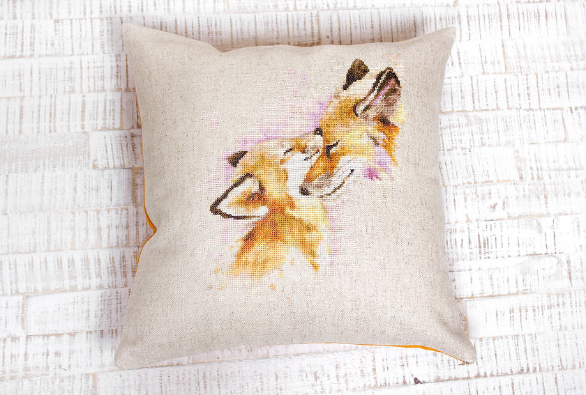 Pillow Kit - Cross Stitch - Foxes, PB163