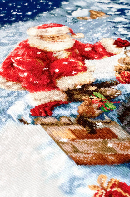 Cross Stitch Kit Luca-S - Santa Claus - Christmas Gifts, B577